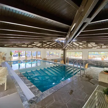 Marge Adult Only 12 Hotel 3*