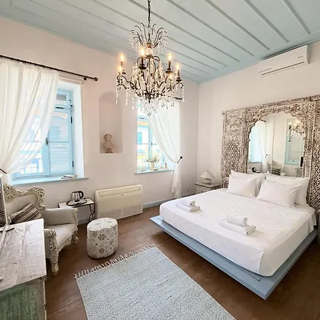 Marge Adult Only 12 3* Cesme