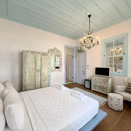 Marge Adult Only 12 3* Cesme